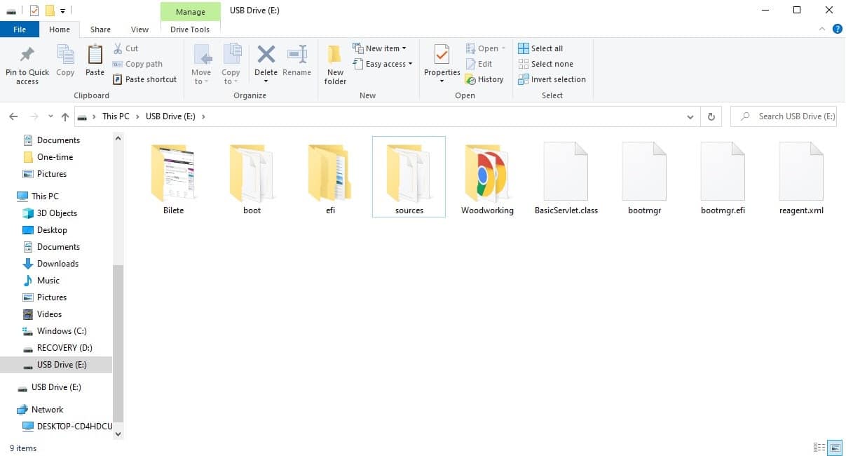 File Explorer showing the USB drive.