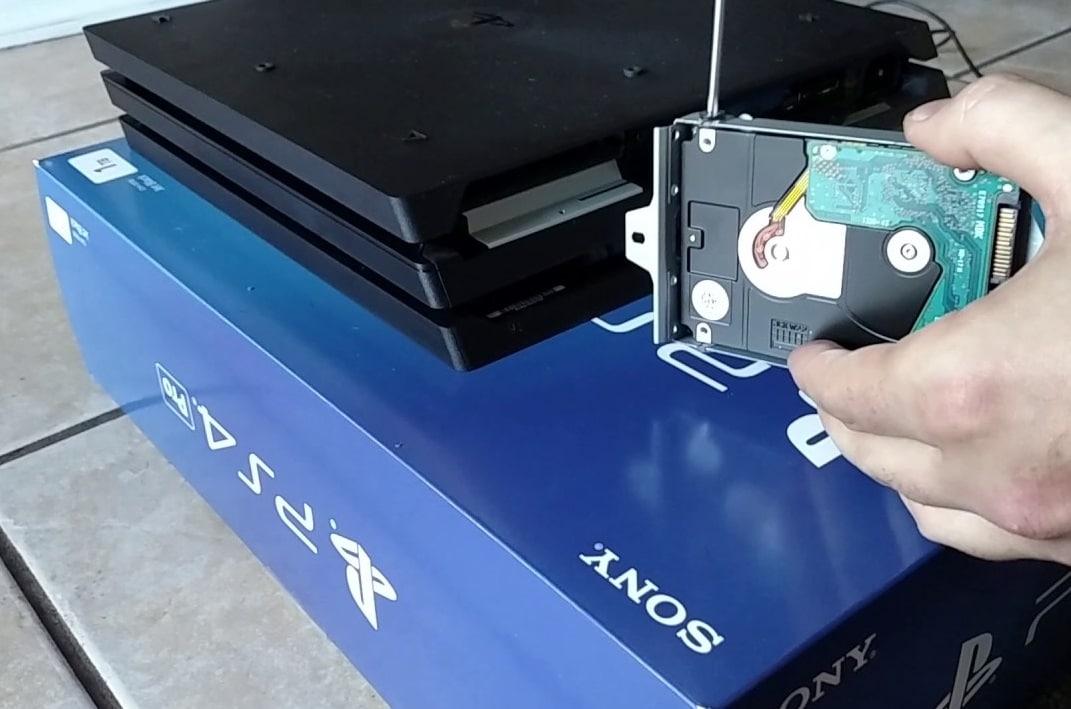 playstation PS4 hard disk change