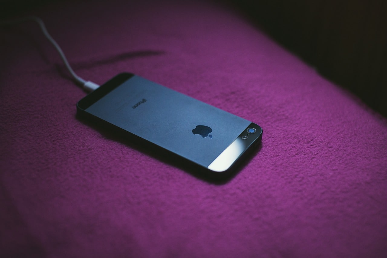 charge iphone
