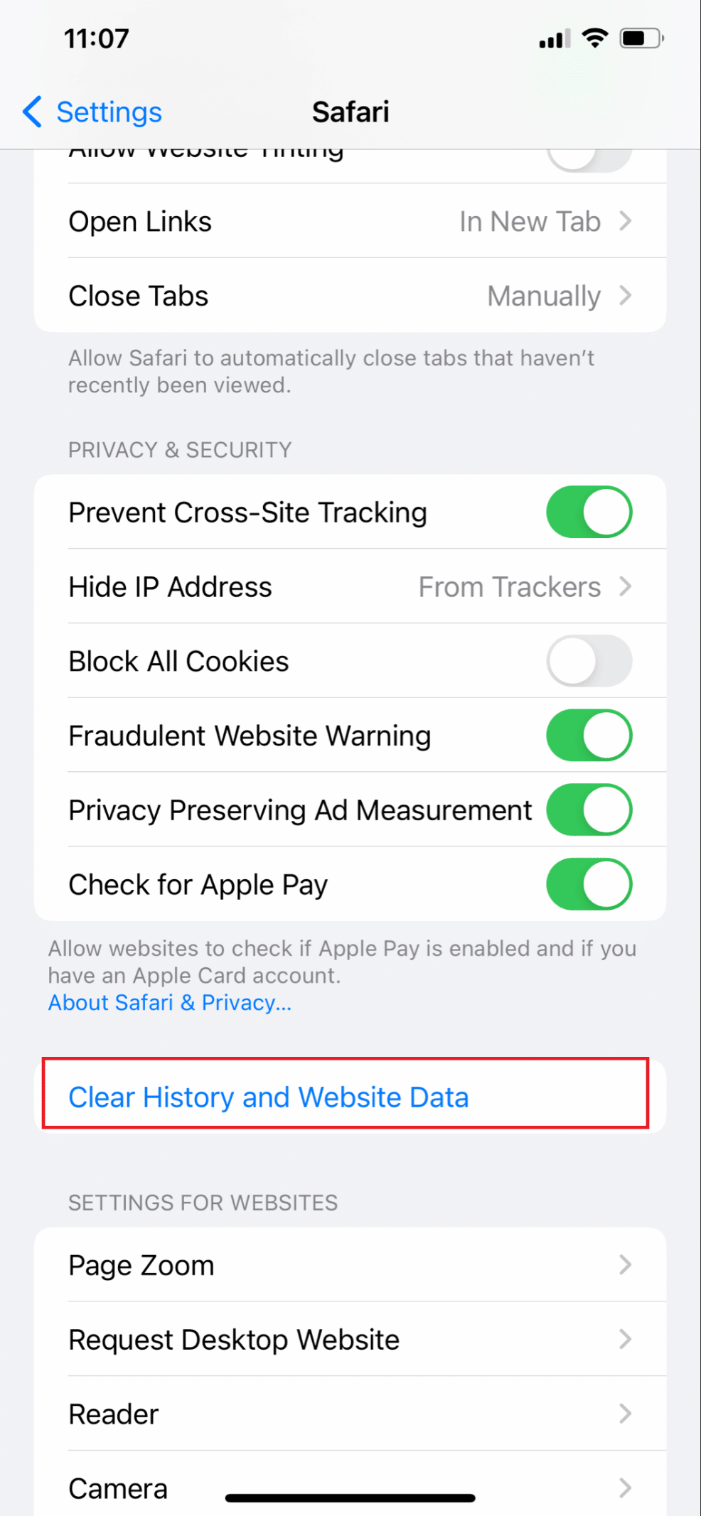 Click Clear History and Website Data | How Do I Fix Slow Internet on My iPhone
