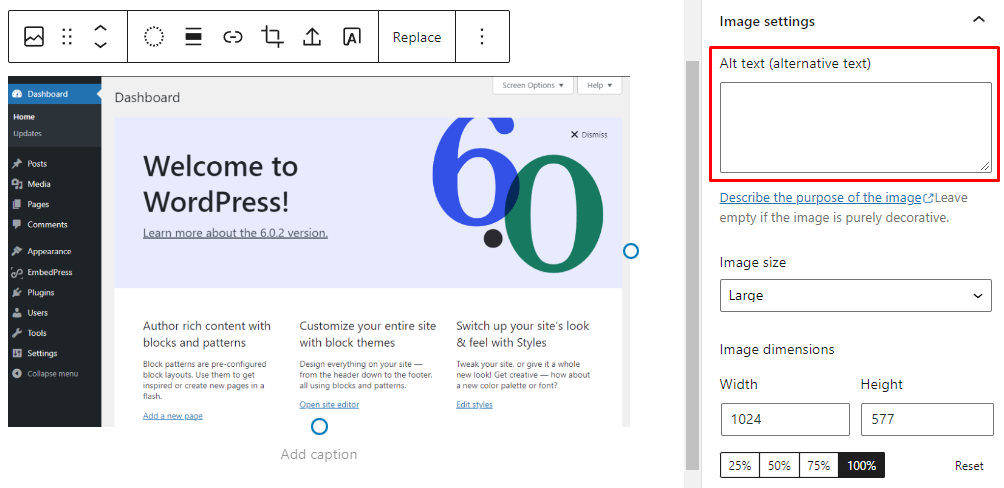 WordPress image block with the image block settings panel, highlighting the section to insert the alt text