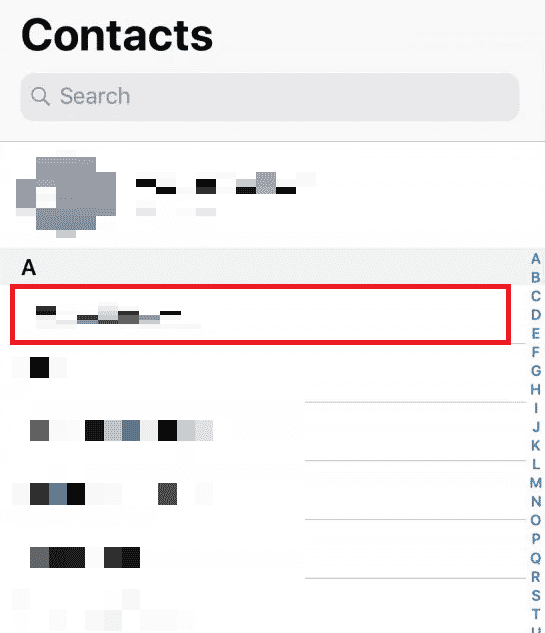 Tap on the desired contact you want to delete | How to Delete All Contacts from iPhone 5 Without iCloud