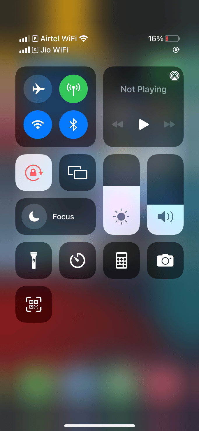 Open Control Center. Fix An Error Occurred While Loading a Higher Quality Version of this Photo on iPhone